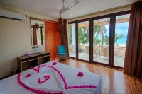 Kinan Retreat Hotels in Fulidhoo