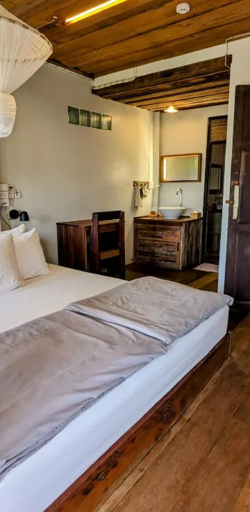 ห้องเตียงคิงไซส์พร้อมวิวแม่น้ำ-ปลอดบุหรี่