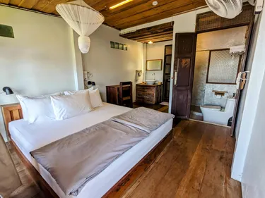 รูปภาพของเถ้าแก่ลาว