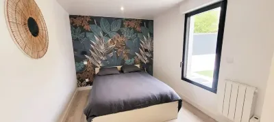 T2 neuf plein pied avec jardin clos et terrasse Các khách sạn gần Stade de la Rabine