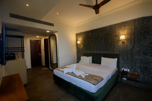 Up and above Hotels in Amravati
