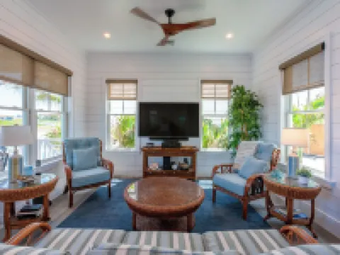 The Abaco Inn Hotels in Elbow Cay