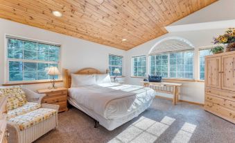 Tahoe Vista by Avantstay Central Location + Patio