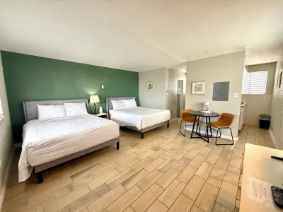 IBeach Resort Hotels near Vine & Grind