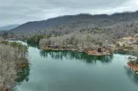 Santeetlah Lake Retreat w/ Dock: Walk to Water! - 3 stjerner