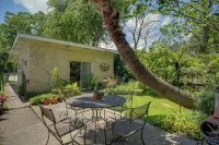Spacious San Antonio Home ~ 5 Mi to Downtown! - Country Houses