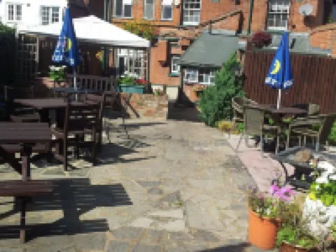 Falcon Inn Hotels in Uxbridge