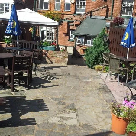 Falcon Inn