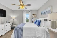 Ocean view condo in Surf City!