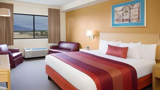 أريزونا تشارليز ديكاتور