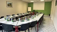 Logis Hôtel Restaurant Azalées Hotels in Saint-Félicien