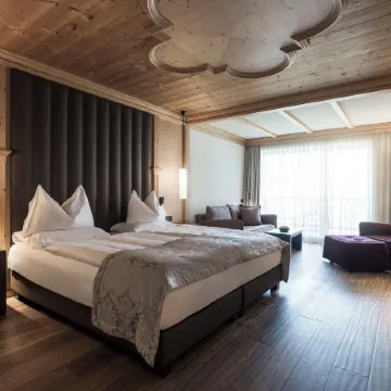 Adler Spa Resort Dolomiti Отели рядом с достопримечательностью «Museum de Gherdeina»