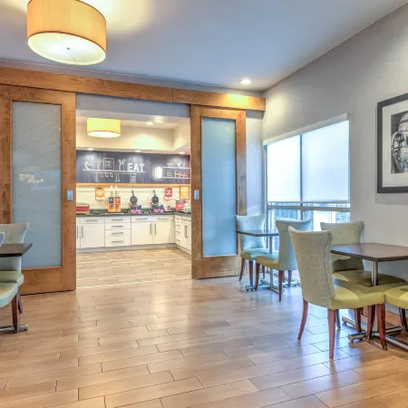 Hampton Inn Phoenix-Midtown (Downtown Area)