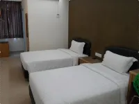 Hotel Grand Court Inn - Sungai Besar Hotels in Pancang Bedena
