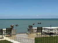 Angola on the Lake- Grandview Bay-25 minutes from Highmark Stadium Hotels in Evans