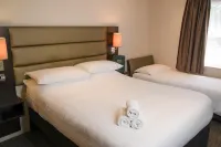 Coach & Horses Hotel Hotel a Coedkernew