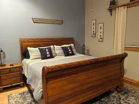 The Van Etten Lake Chalet - No Pets