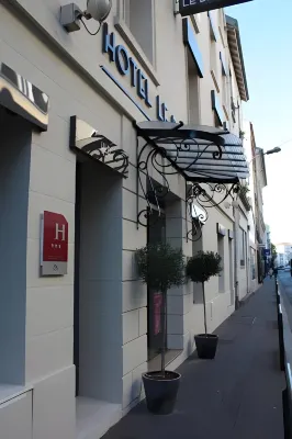 道方飯店 LADEFENSE站附近的飯店