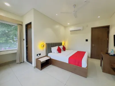 Srimad Hotel