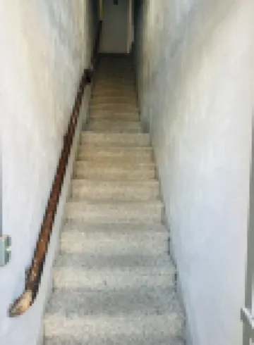 Newly Renovated 2-bedroom apartment in charming Dyersville, IA