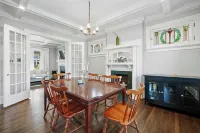 Urban Elegance Getaway - Holiday bungalows