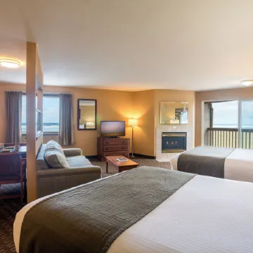 Ebb Tide Oceanfront Inn