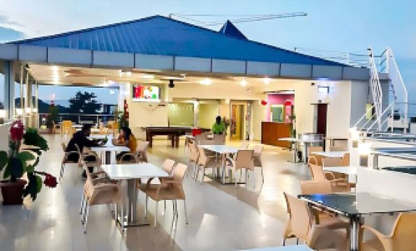 Hotel Fortune - Housity