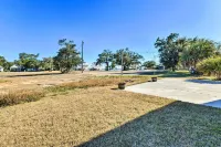บ้านสำหรับครอบครัวที่กว้างขวางใน Gulfport - เดินไปชายหาด! - สัตว์เลี้ยง