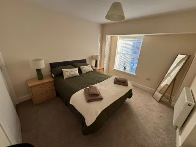 New Cosy Ground Floor Flat Hotels in 