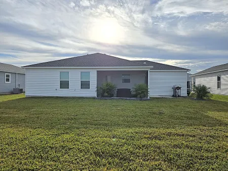 Well-Appointed 3br Cottage in Shady Brook - 2 Min Stroll to Pool, Golf Cart