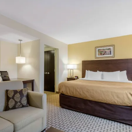 MainStay Suites St. Louis Airport