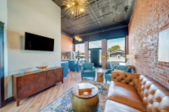 Idyllic Biggsville Vacation Rental: 10 Mi to River فنادق في 