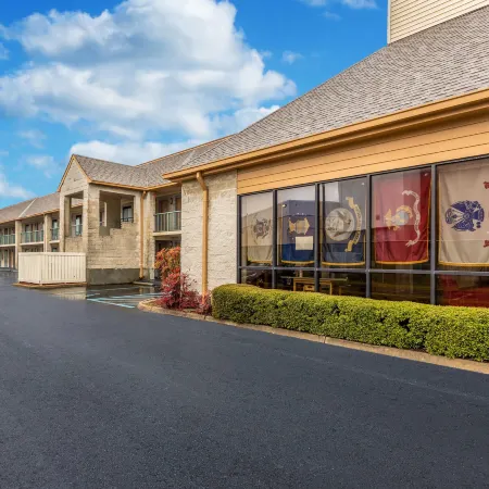 Econo Lodge Naval Station Norfolk