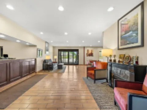 Comfort Inn US 60-63 Hotels in Howell County