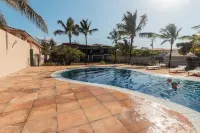 Beautiful House With Pool & Barbecue Ura0015