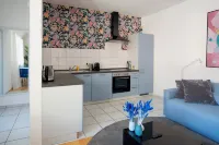 Blue whale, stylish apartment, living room, bedroom, bathroom, kitchen, central in Ulm