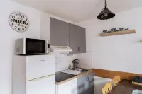 Mountain apartment with summer pool Hotels in Saint Sorlin d'Arves