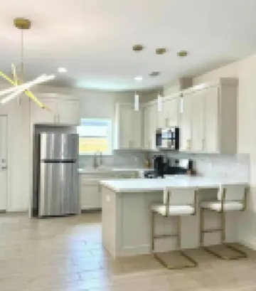 New Build! Near Hospital & Shops