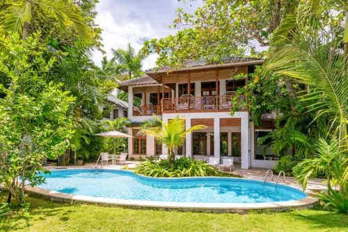 Idle Awhile Villa - Almond 4 Bedroom Villa