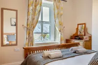 Eyam hikers hideaway.