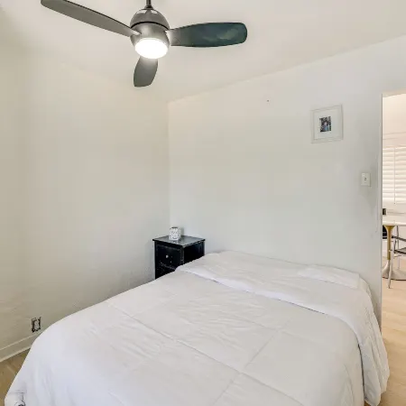 Fullerton Home Base: Easy Access to Dtwn + Csuf!