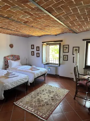 Cascina Bella Relais an oasis of luxury and peace 몸바루초 호텔