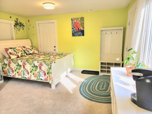 Addie's Place: A Quiet and Quirky Private Guesthouse