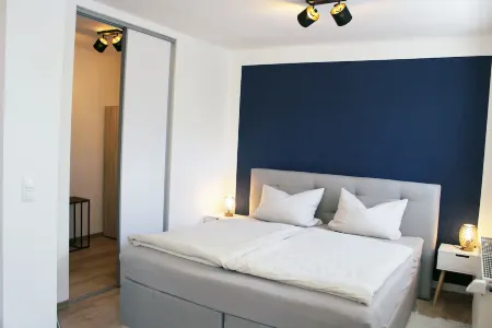 Vacation home Traumblick directly on the lake in Bad Weißenstadt in the Fichtelgebirge. Отели рядом с достопримечательностью «Siebenquell GesundZeitResort»