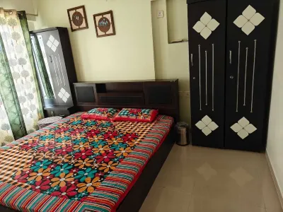 Top Floor with Stadium View in Lush Green Heaven Hotels in der Nähe von SATYAMEV GROUP