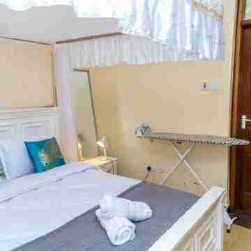 Serene Elegant family friendly home away located  in Kilimani Rooms