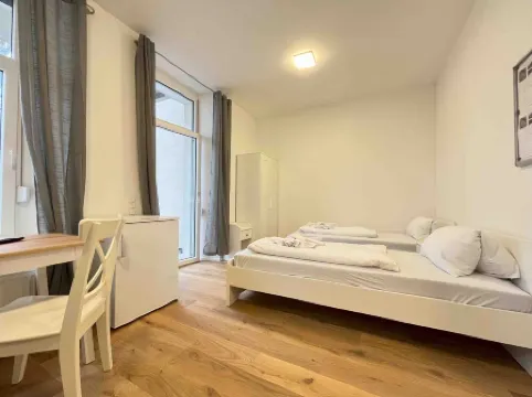 (AM1026) Smart apartment for fitters