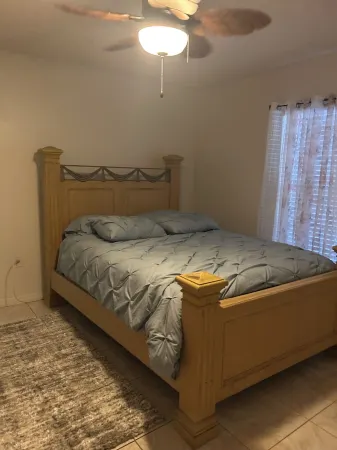 Soothing townhome with AC in vibrant Miami Gardens