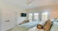 Drift Away Cottage - Poolside & Ocean Access