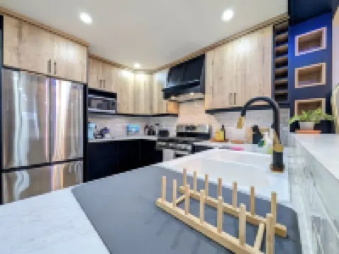 Bright 2BR Home – Walk to Shops & Restaurants